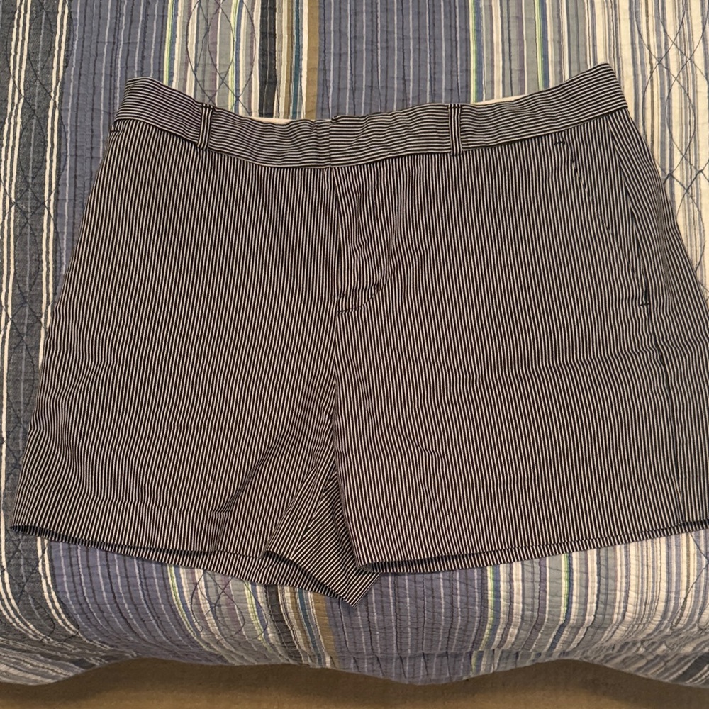 Banana Republic Black and White Striped Women's Shorts